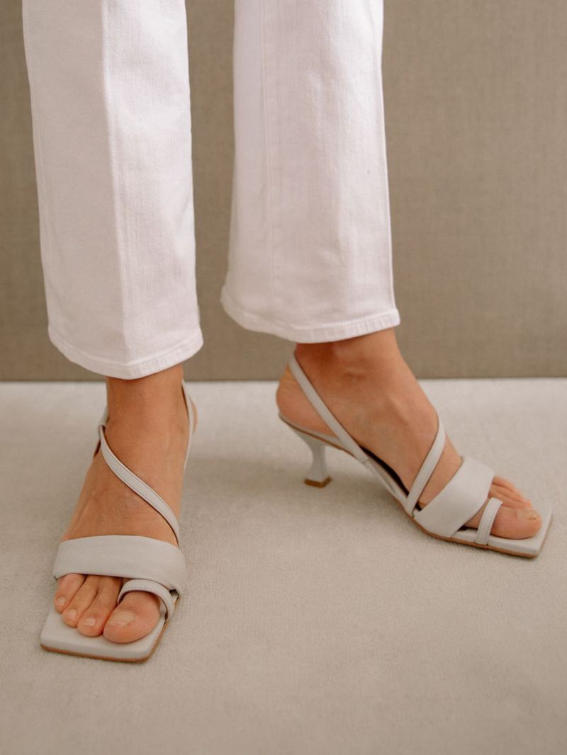 Mules Alohas Asymmetric Straps Cuir Blanche Femme | GRK-81736352